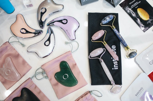 What are the Symbols and powers of Jade?