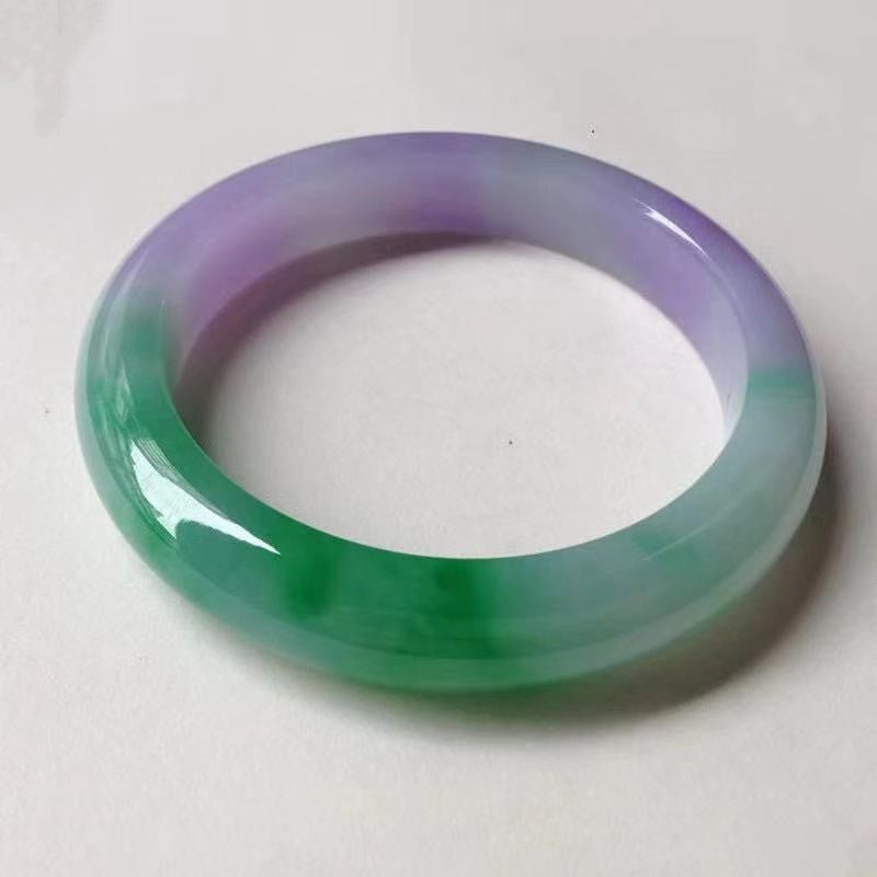 Spring Color Ice-like Green Jade Bracelet