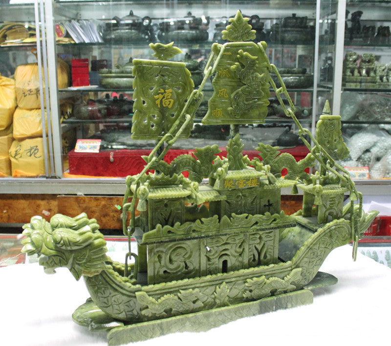 Treasure jade carving jade South jade dragon boat ornaments