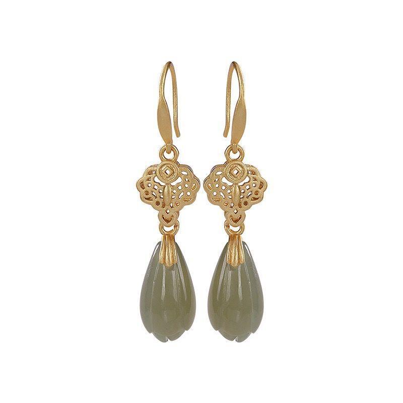 Original natural Hetian jade fresh orchid earrings
