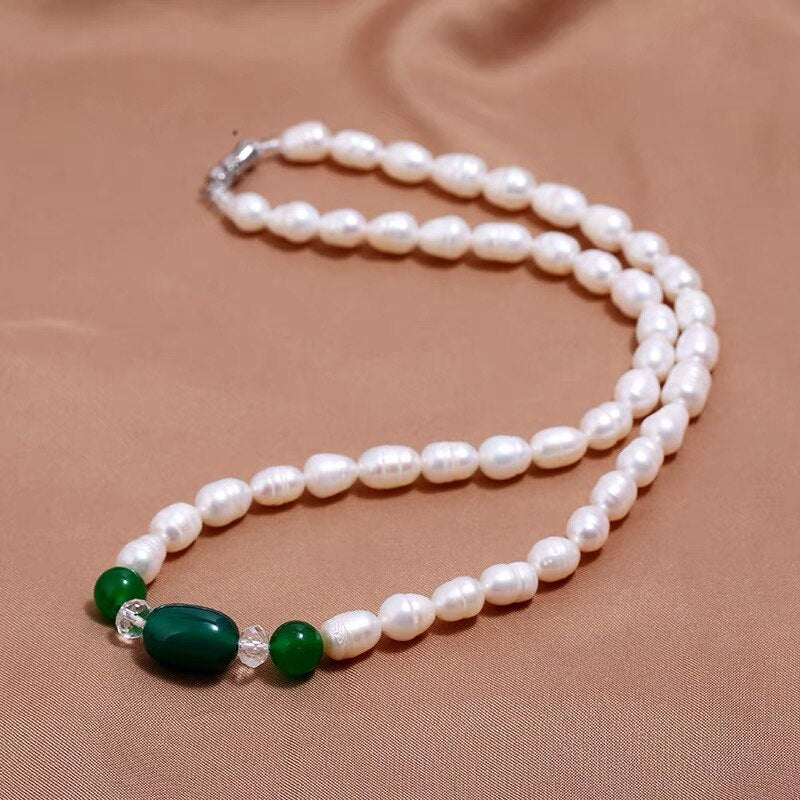 Natural fresh water pearl natural stone necklace