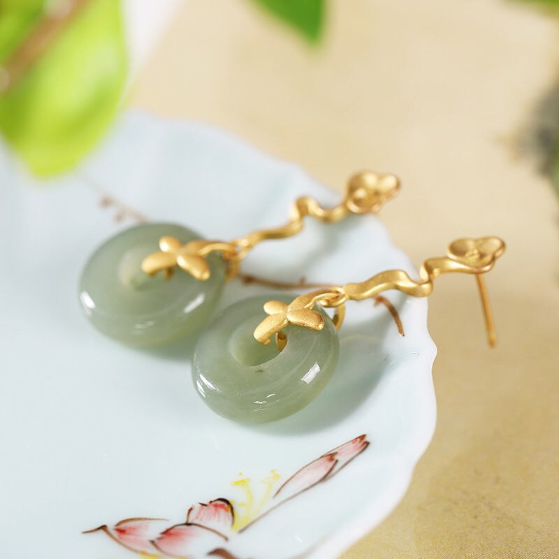 Inlaid Hetian jade plant auspicious cloud Earrings