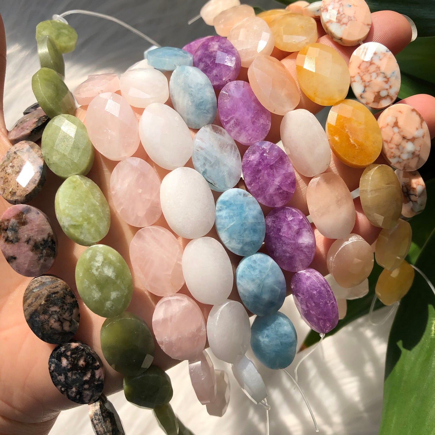 Natural Faceted Turquoises Agates Jades Snakeskin