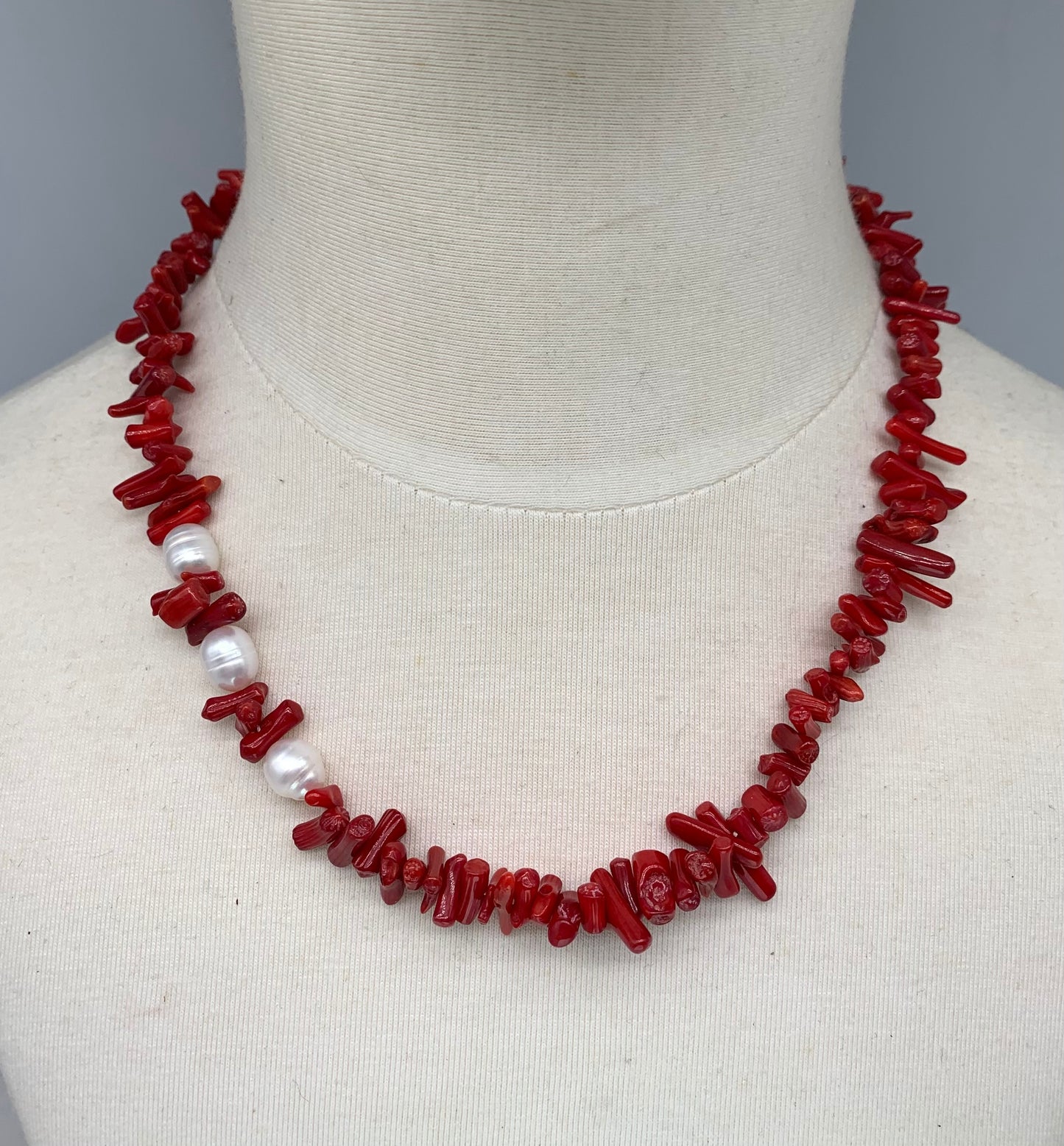Natural gemstone irregular red coral chip stone