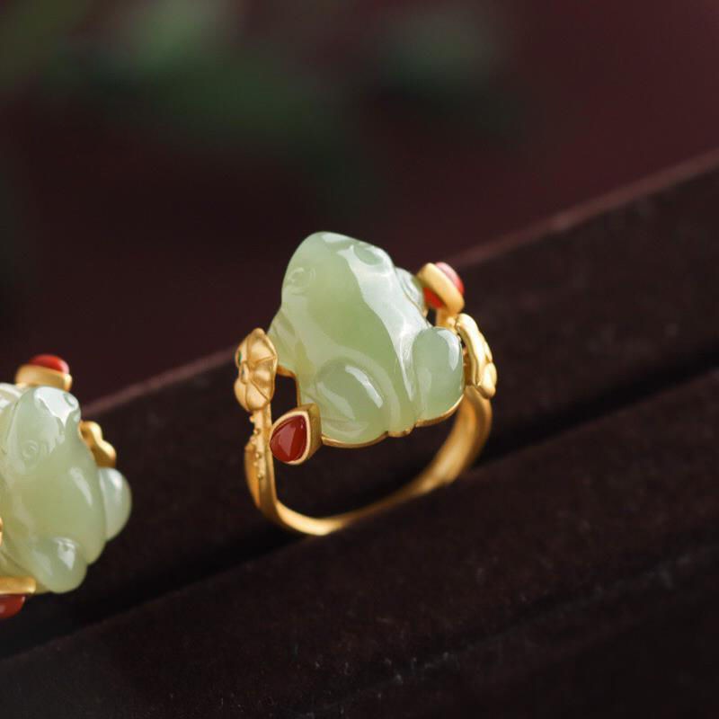 Designer original new natural Hetian jade