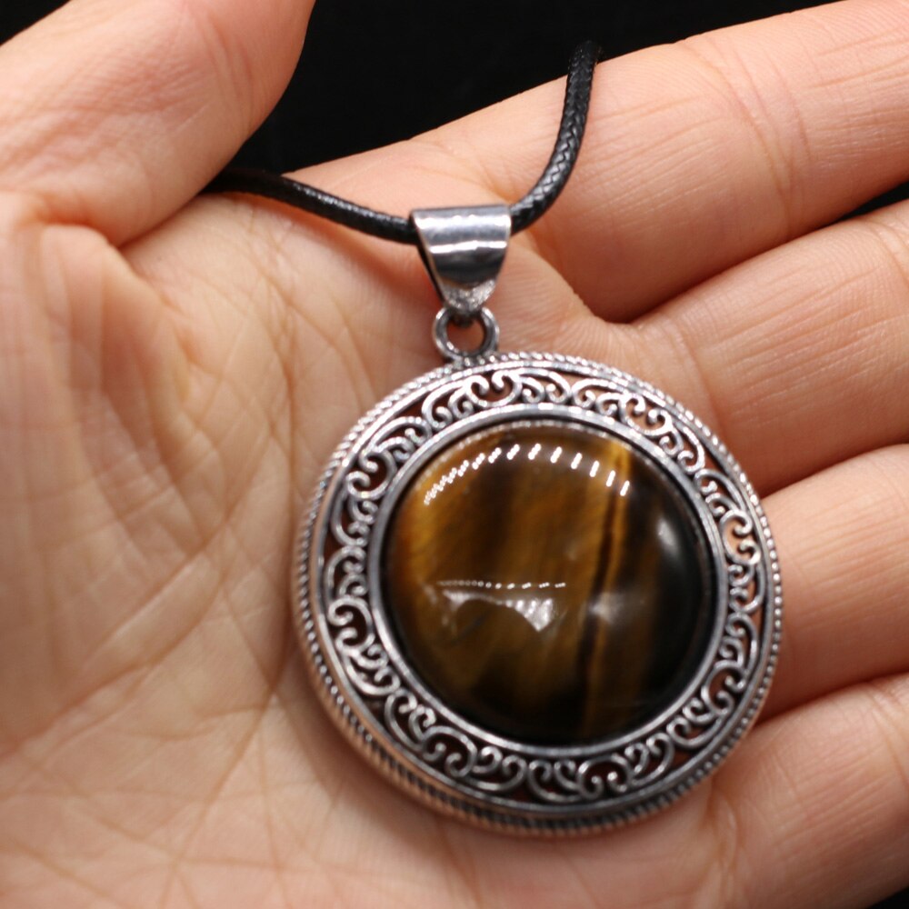 Antique Silver-Color Pendant Round Shape Lapis