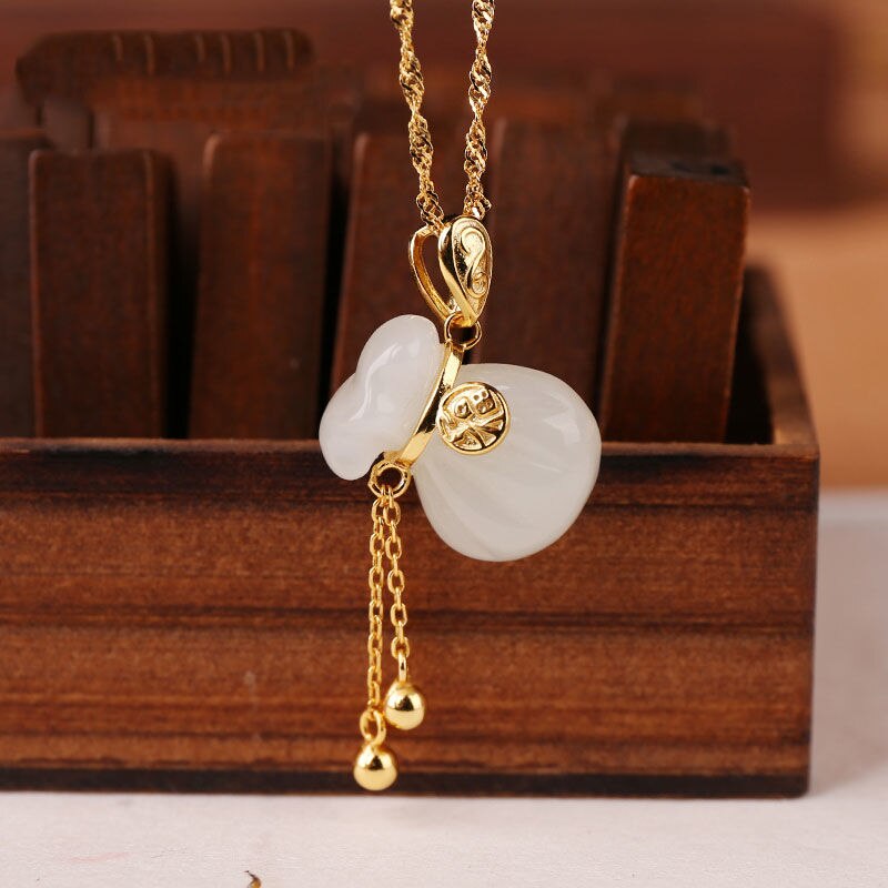 Chalcedony bag shape pendant necklace female charm