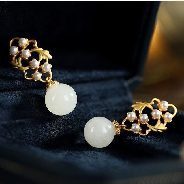 New silver with natural Hotan jade round bead long earrings