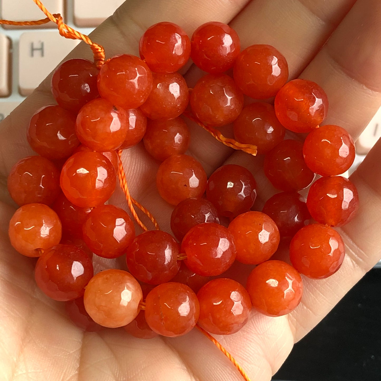 Faceted Dark Green Chalcedony White Jades Stone