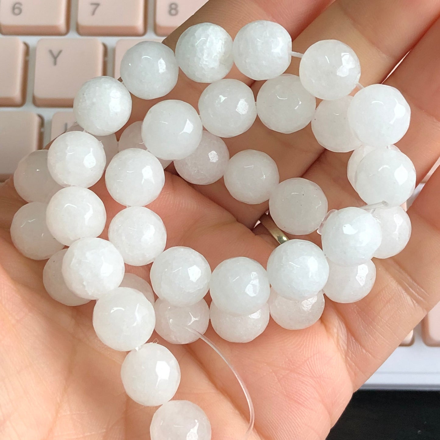 Faceted Dark Green Chalcedony White Jades Stone