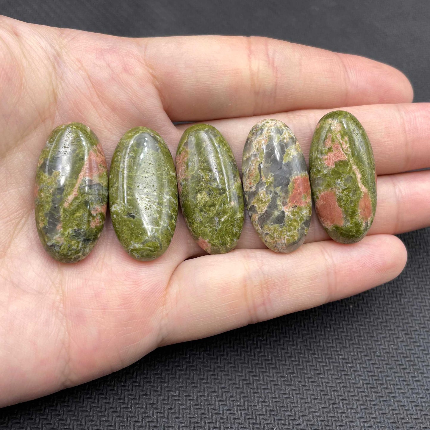 Cabochon Natural Oval Agates Opal Crystal Quartz Jades