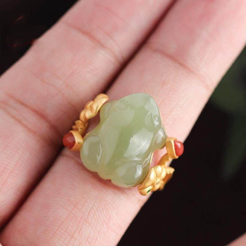 Designer original new natural Hetian jade