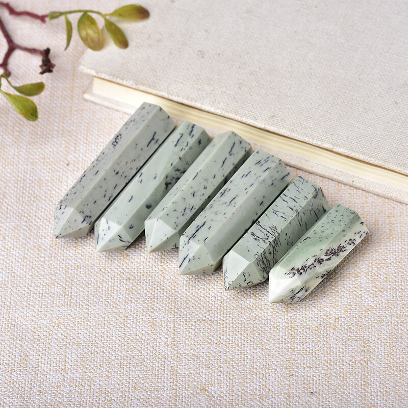 Natural stone Aquatic plants jade Crystal