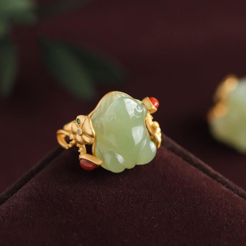 Designer original new natural Hetian jade