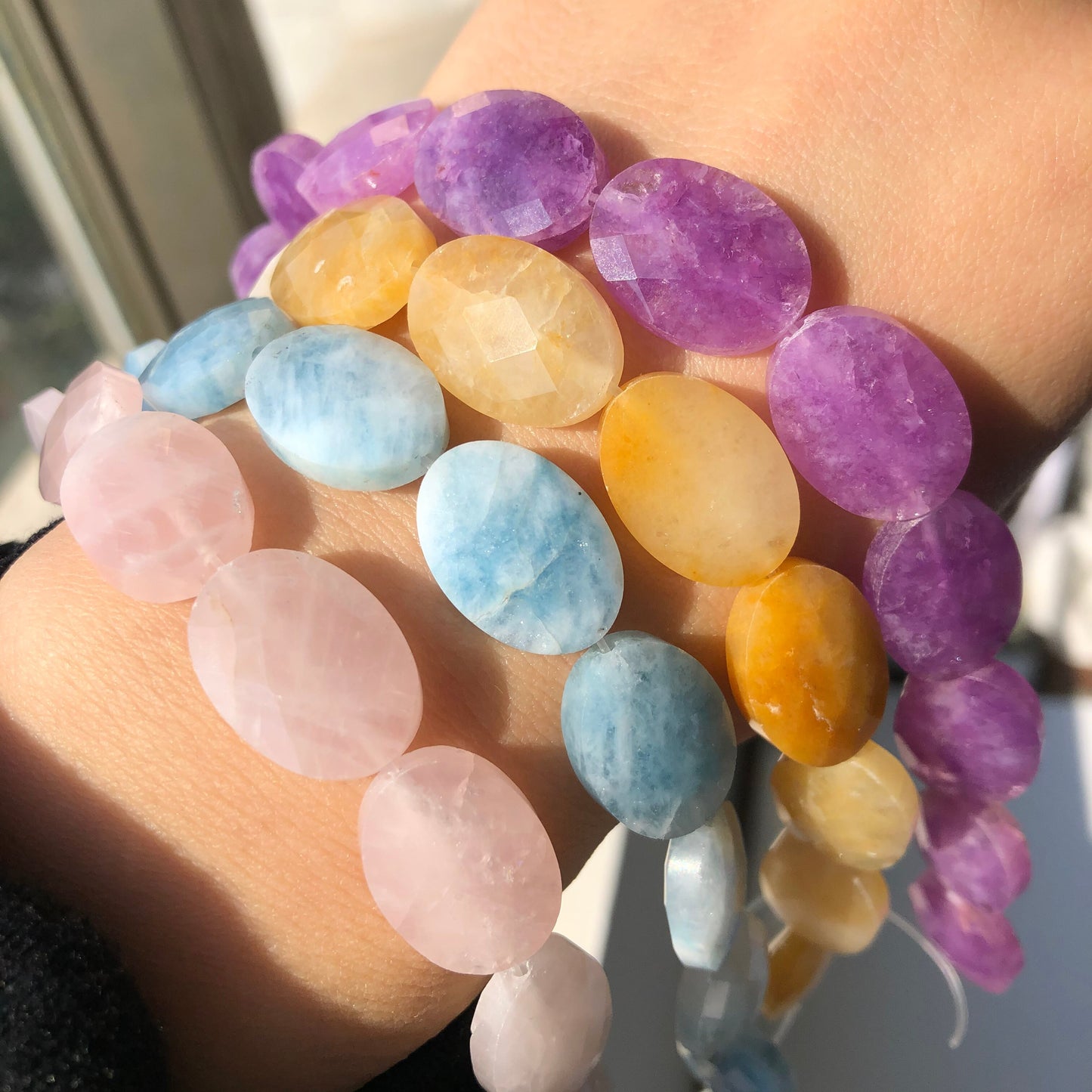 Natural Faceted Turquoises Agates Jades Snakeskin