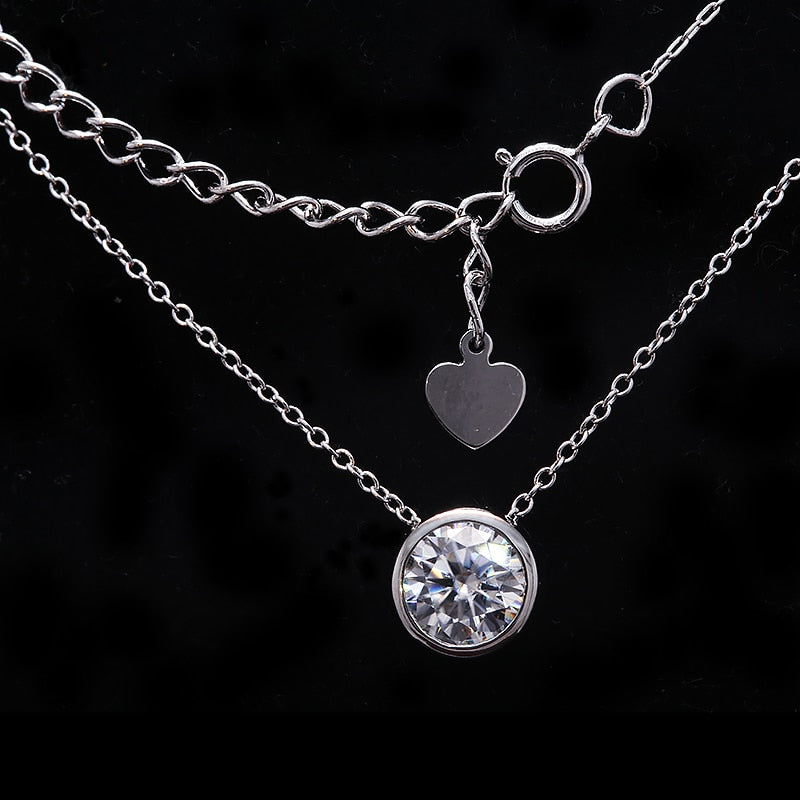 D color Round Excellent Cut Moissanite Bezel