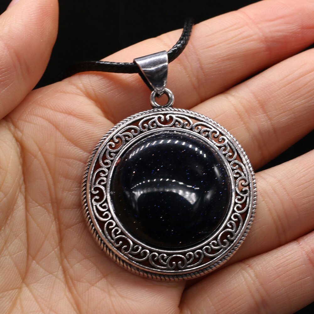 Antique Silver-Color Pendant Round Shape Lapis