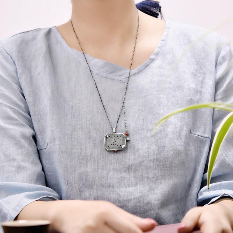 Independent design sachet jade box necklace