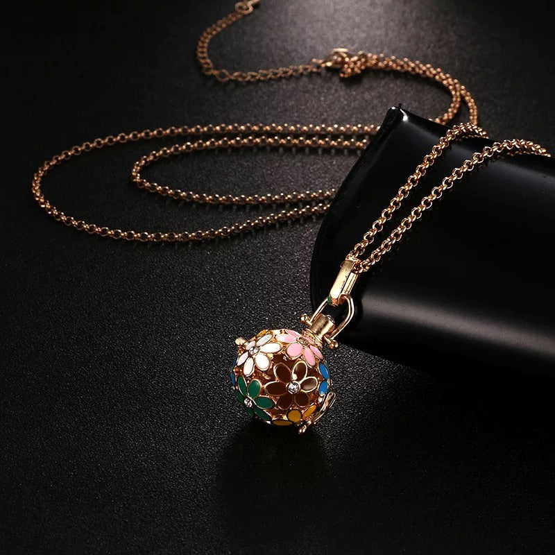 Popular Multi Styles Hollow Vintage Necklace