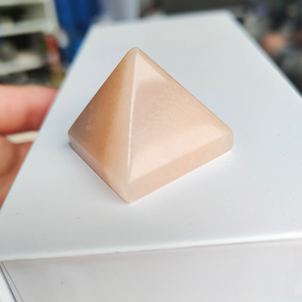 Natural Crystal Pyramid Healing Crystal Crafts Rose