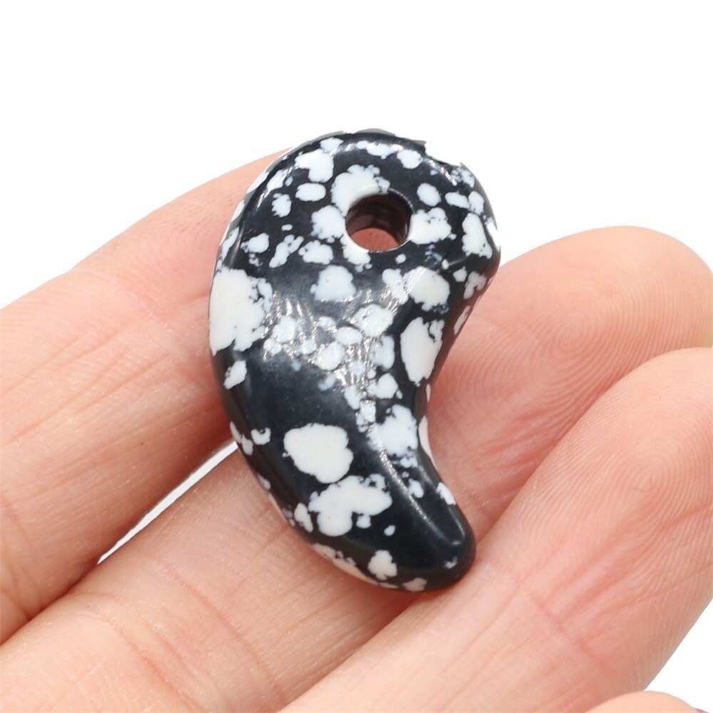 Natural Stone Rose Quartz Jade Comma