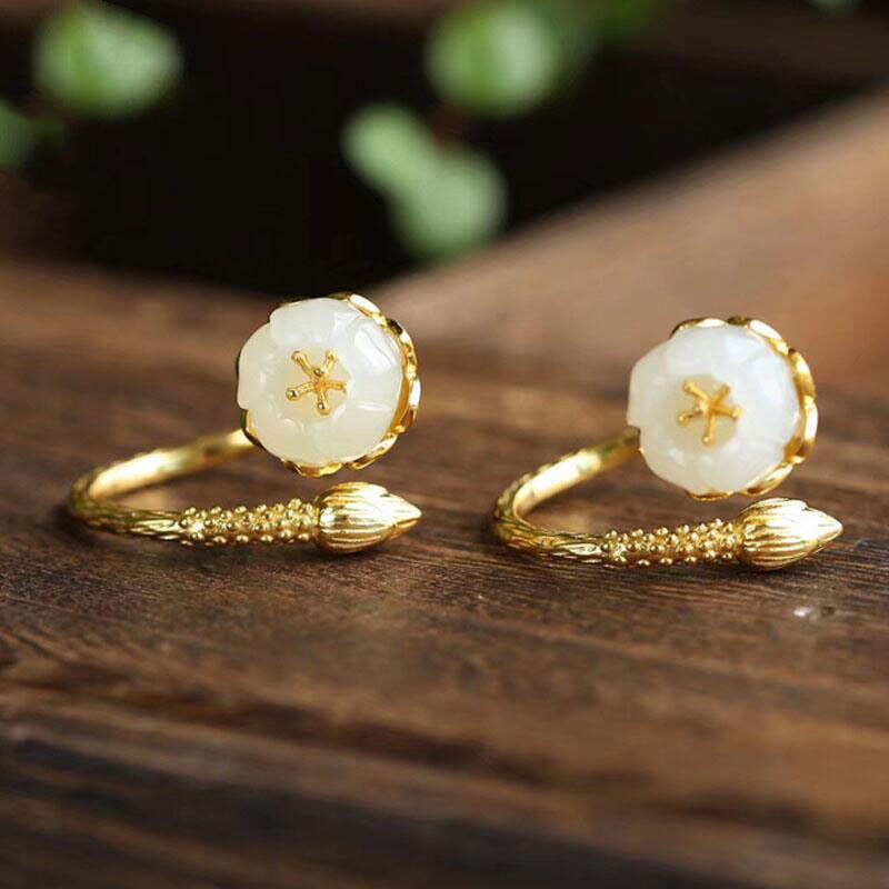 Ancient gold craftsmanship natural white jade