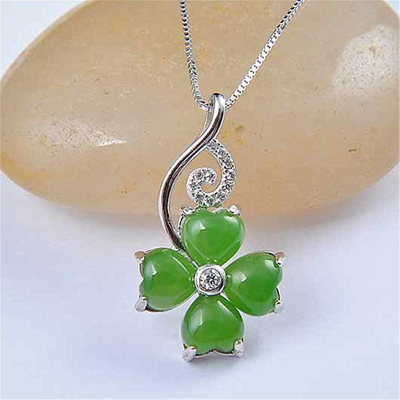 Classic Jade Green Clover Ring For Lady Anniversary