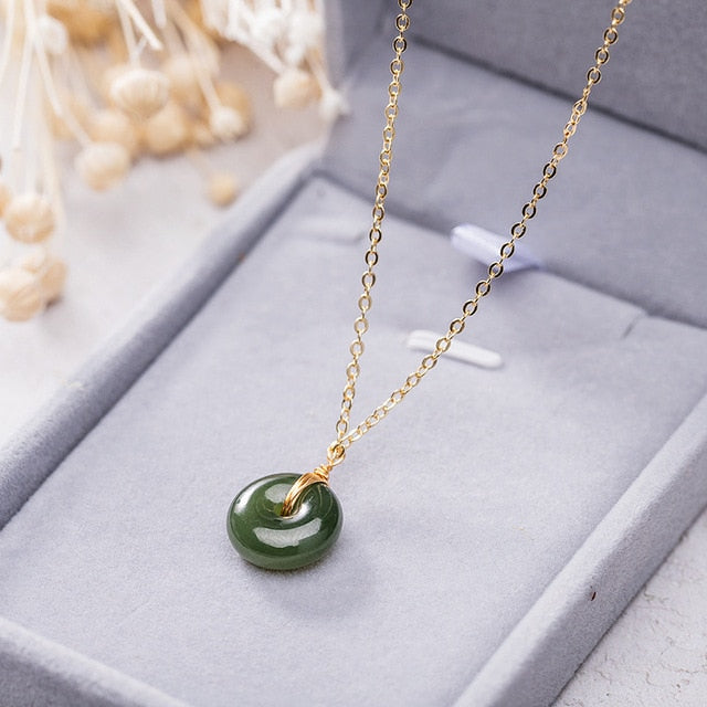 Natural Stone Nephrite Pendant Filled Chain Circle
