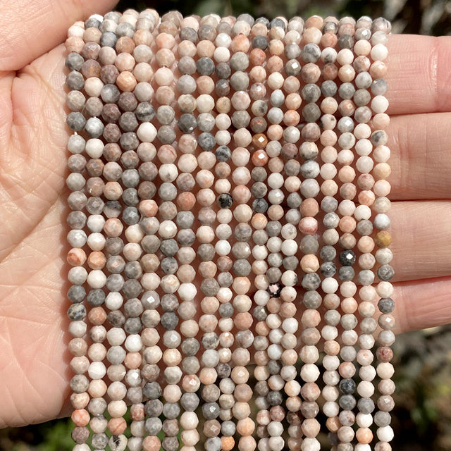 Natural Stone Faceted Opals Crystals