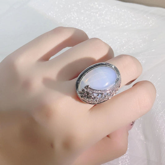 Retro Exaggerated Tian Jade Egg Surface Ring Female Carving