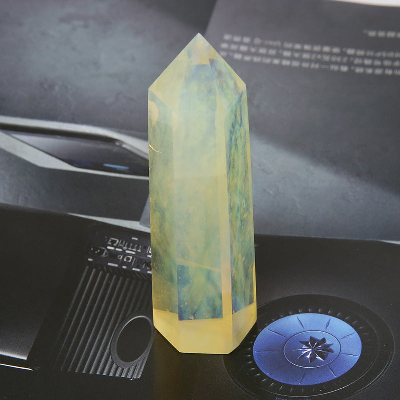Single-pointed Six-sided Natural Crystal Column
