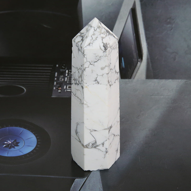 Single-pointed Six-sided Natural Crystal Column