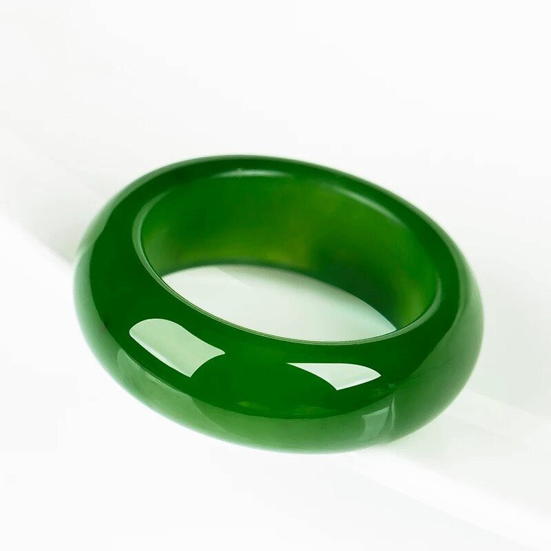 Natural Green Jade Stone Ring Chinese Hand-Carved Charm