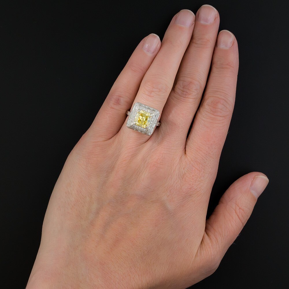 Beautiful Women Rings Light Yellow Spinel