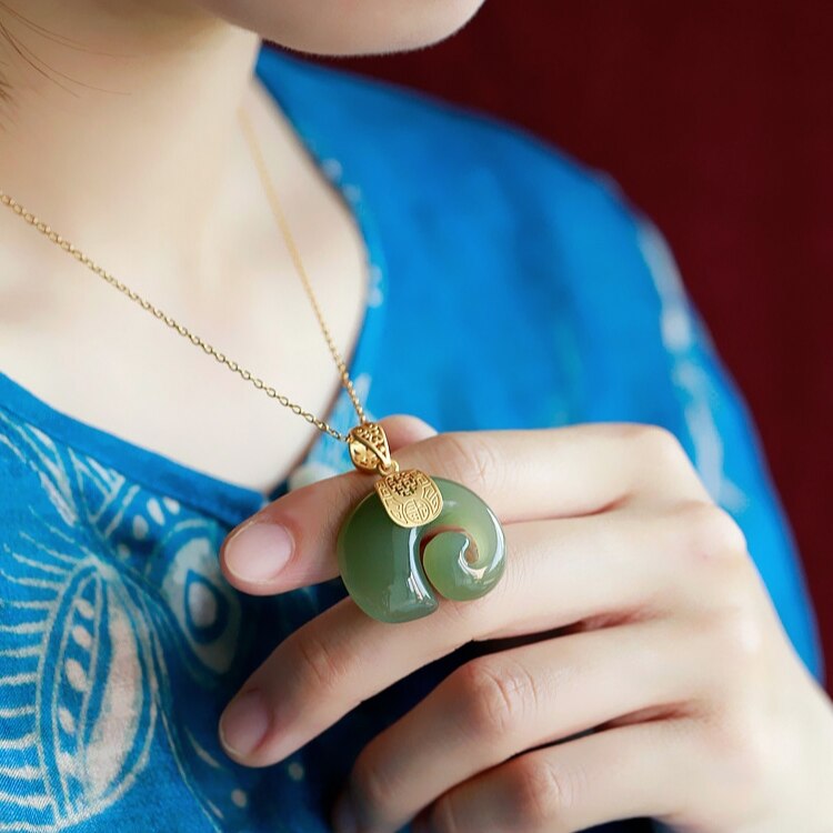 Vintage White Hetian Jade Elephant Pendant