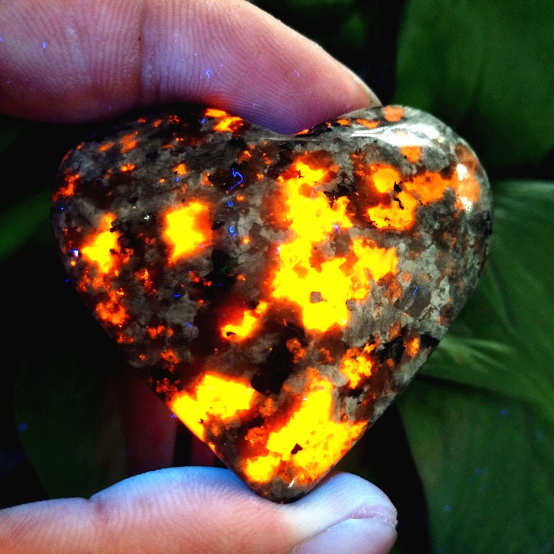 Yooperlite Crystal Heart Love Powerful Chakra Energy