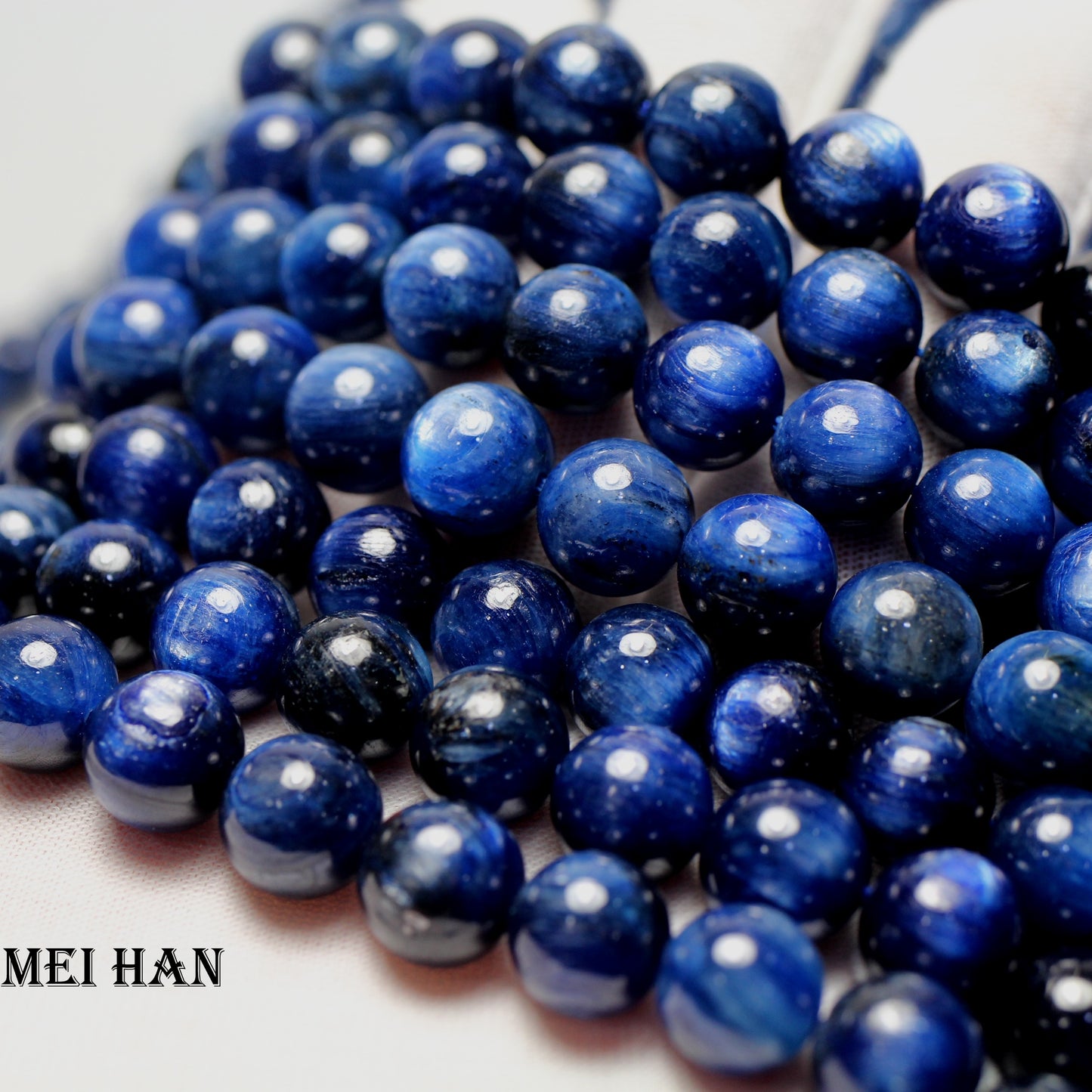 Blue kyanite smooth round stone beads