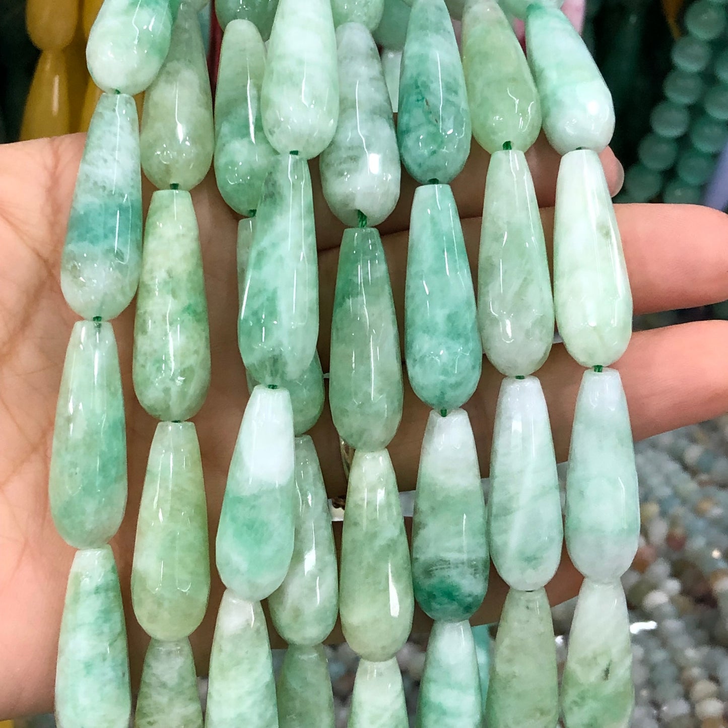 Natural Faceted Colorful Chalcedony Jades Stone