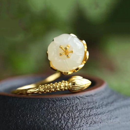 Ancient gold craftsmanship natural white jade