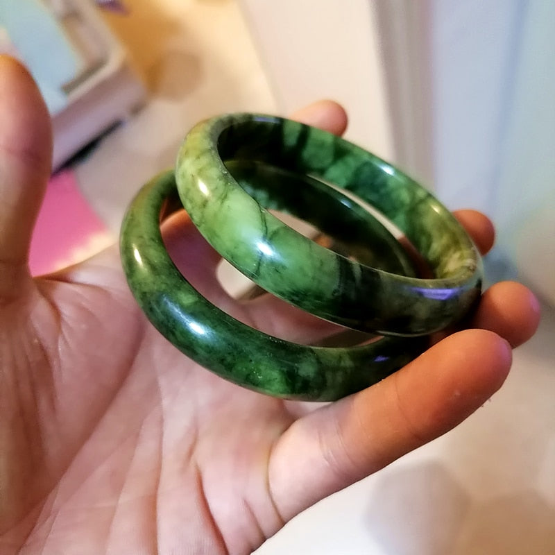 Natural Chinese Southern Jade Hand