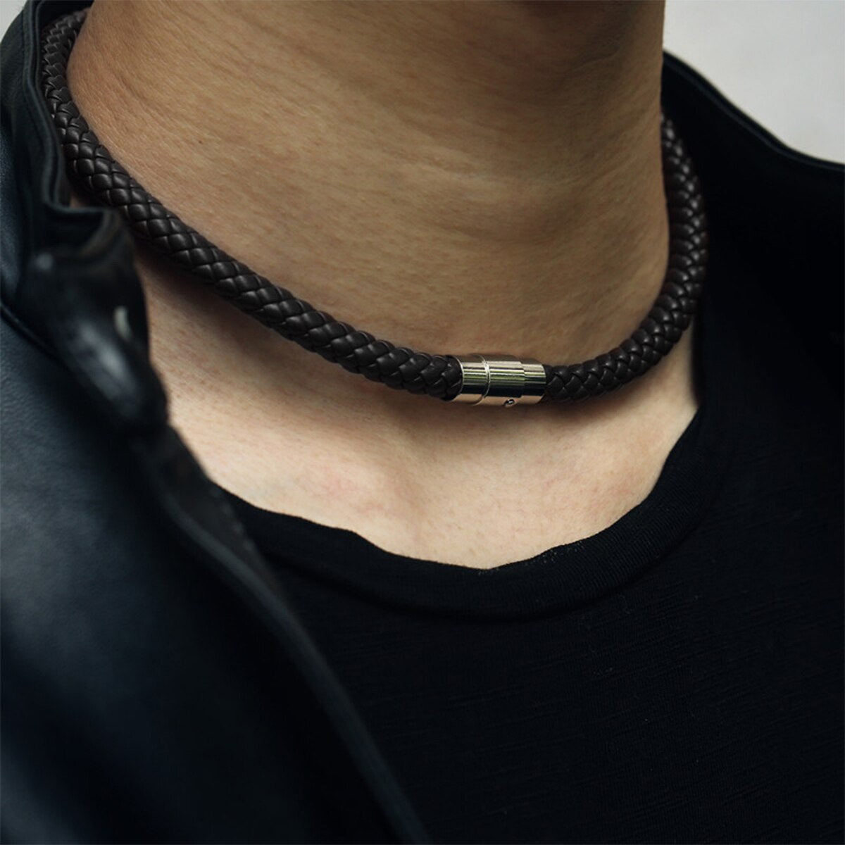Classic Men Women Leather Choker Necklace