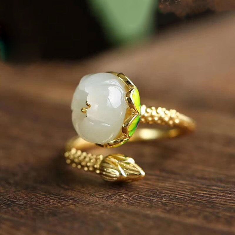 Ancient gold craftsmanship natural white jade